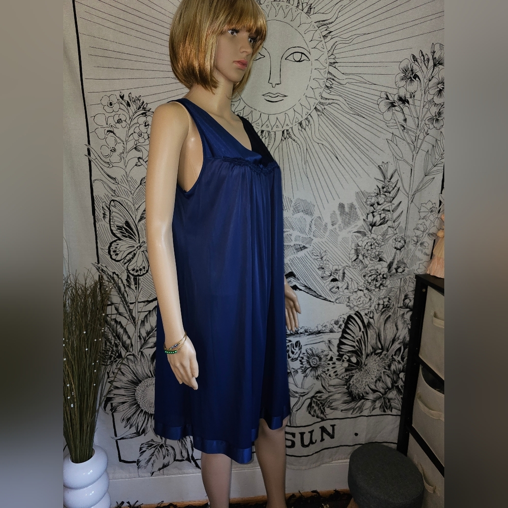 Vintage Vanity Fair Elegant Blue Nightgown Sz Medium
